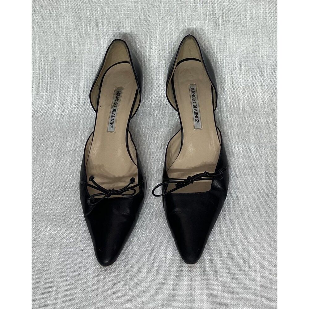 Manolo Blahnik Black Leather D'Orsay Pumps - Size 39.5 - Heel 2 - Picture 3 of 4